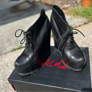 Black Leather Wild Pair Platform Wedges